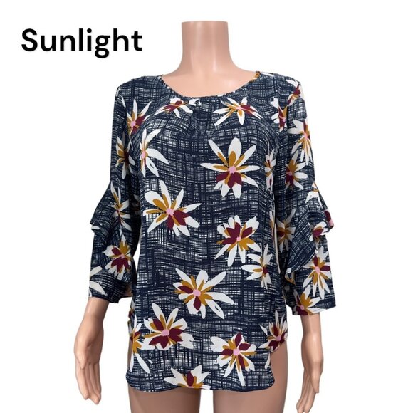 VAN HEUSEN Women SZ M Navy Blue Floral Basic Casual Top Blouse Ruffle 3/4 sleeve - Picture 1 of 16